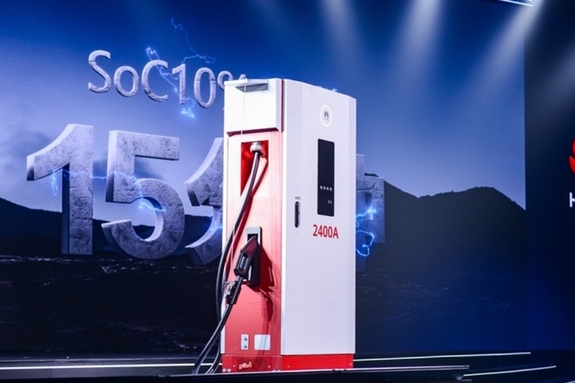 화웨이, 충전 판을 다시 깐다…2026 전기차 네트워크 10대 흐름 공개 [산업 트랜드 100]