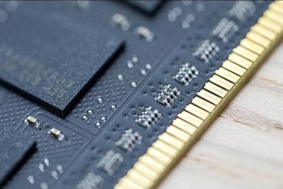 AI 호황 속 반도체 기업 희비…가격 인상 도미노의 진짜 파장