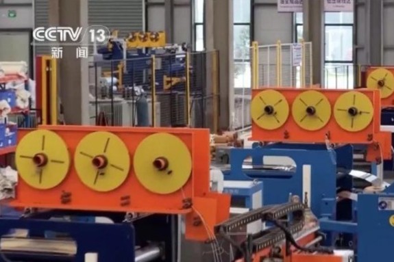 AI 먹자마자 전력 폭발…중국 변압기 ‘해외 주문 줄서기’