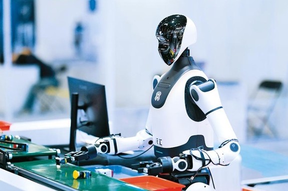 중국 휴머노이드 90 장악... 양산 체제 전환, 공급망·정책·수요 결합 [산업 트랜드 101]