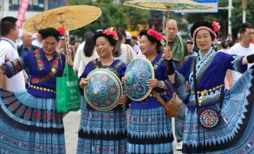 중국 단오절 용선 축제. 중국 매체 캡처. 화면 캡처 2024-06-12 190654.jpg